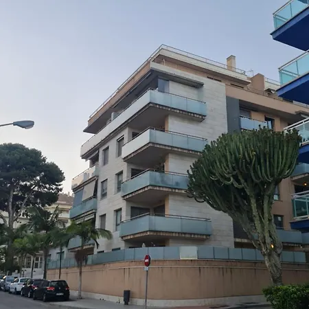 Atico Puerto Marina 2 Hab Con Piscina, 500m De La Plata شقة توريمولينوس