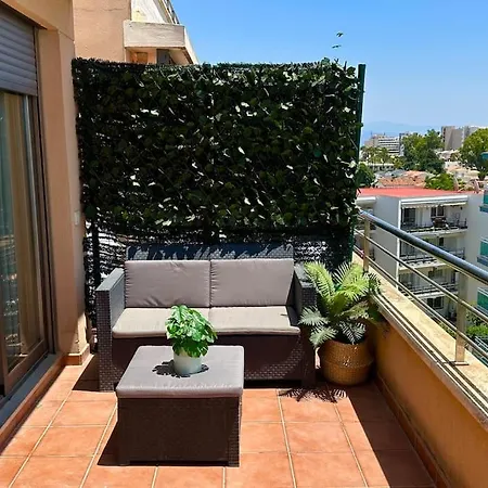 Apartamento Atico Puerto Marina 2 Hab Con Piscina, 500m De La Plata