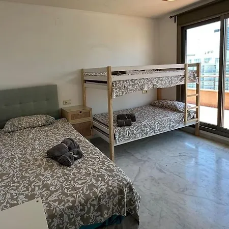 Apartamento Atico Puerto Marina 2 Hab Con Piscina, 500m De La Plata Torremolinos