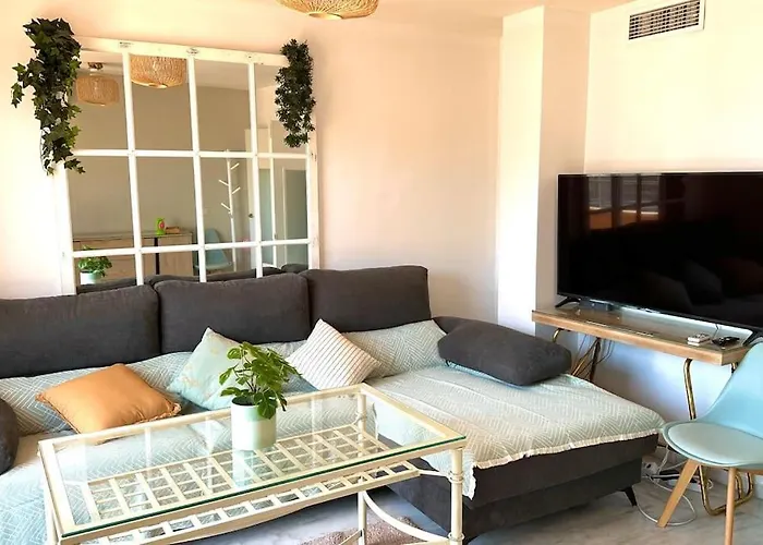 Atico Puerto Marina 2 Hab Con Piscina, 500m De La Plata * Torremolinos