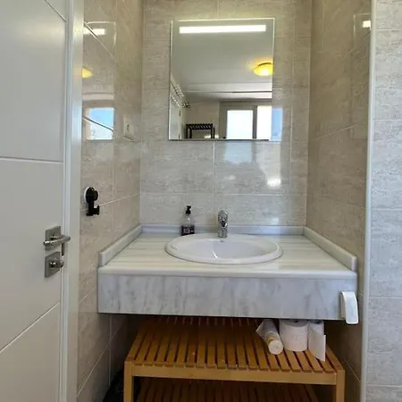 Atico Puerto Marina 2 Hab Con Piscina, 500m De La Plata Appartement