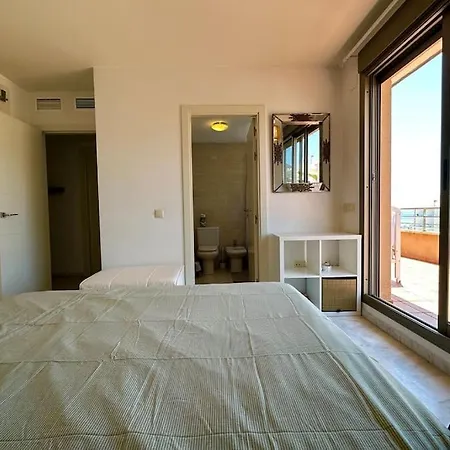 Atico Puerto Marina 2 Hab Con Piscina, 500m De La Plata *