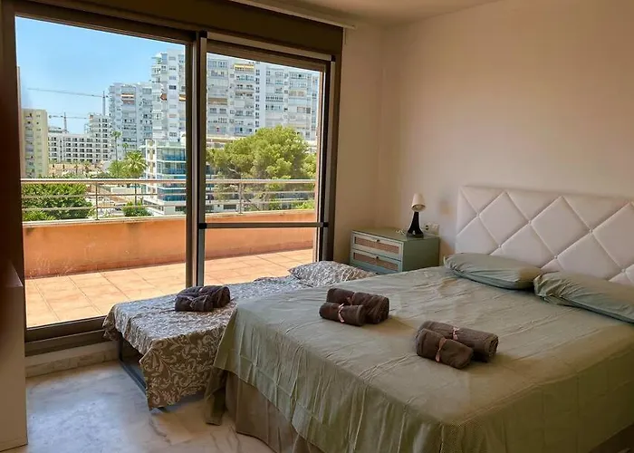 Atico Puerto Marina 2 Hab Con Piscina, 500m De La Plata Lejlighed