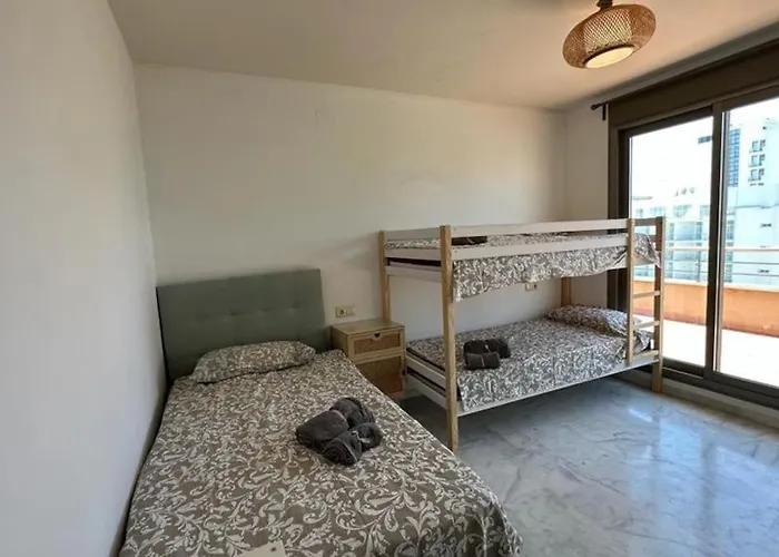 Atico Puerto Marina 2 Hab Con Piscina, 500m De La Plata