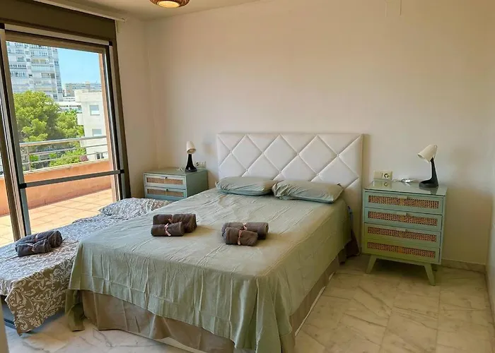 Atico Puerto Marina 2 Hab Con Piscina, 500m De La Plata * Torremolinos